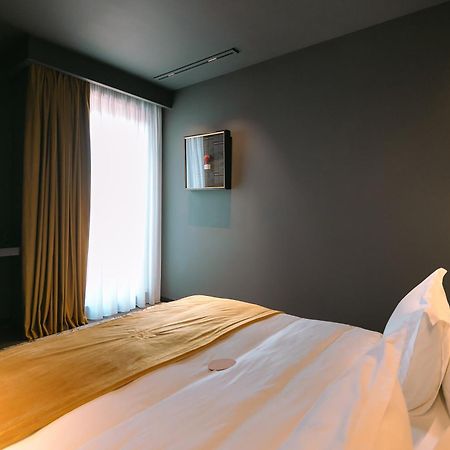 Mert Boutique Hotel Korce Room photo